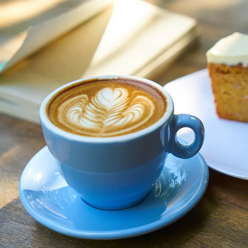 Лате кафе - как се прави, какво представлява, полезно ли е